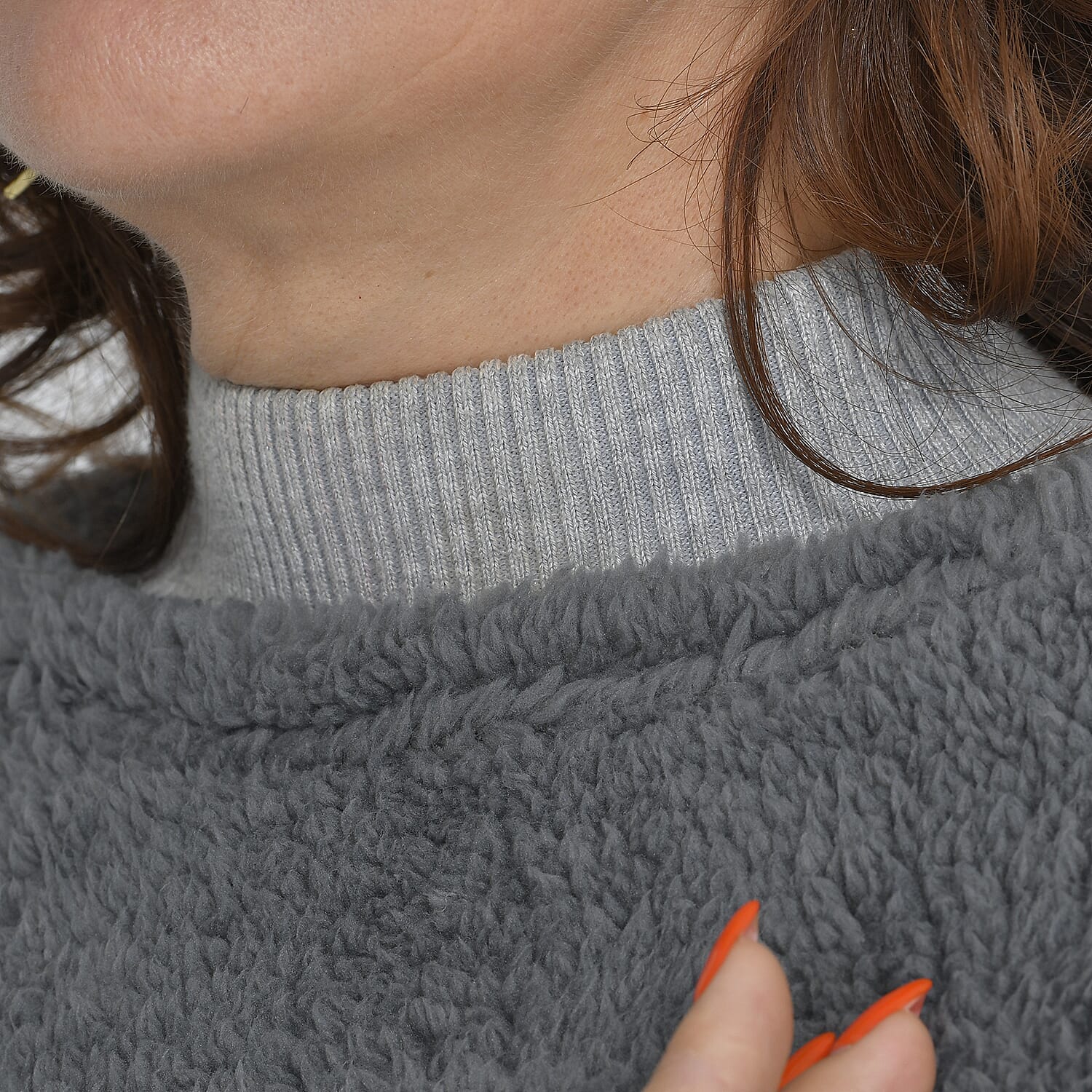 Elegant Faux fur Poncho (Size 109x99 Cm) - Grey