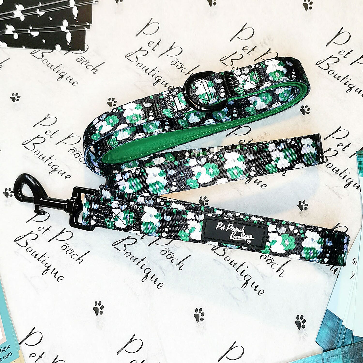 Pet Pooch Boutique- Emerald Forest Lead Floral Print (Size L-120 Cm,Handel Hold 20 Cm) - Green & Black