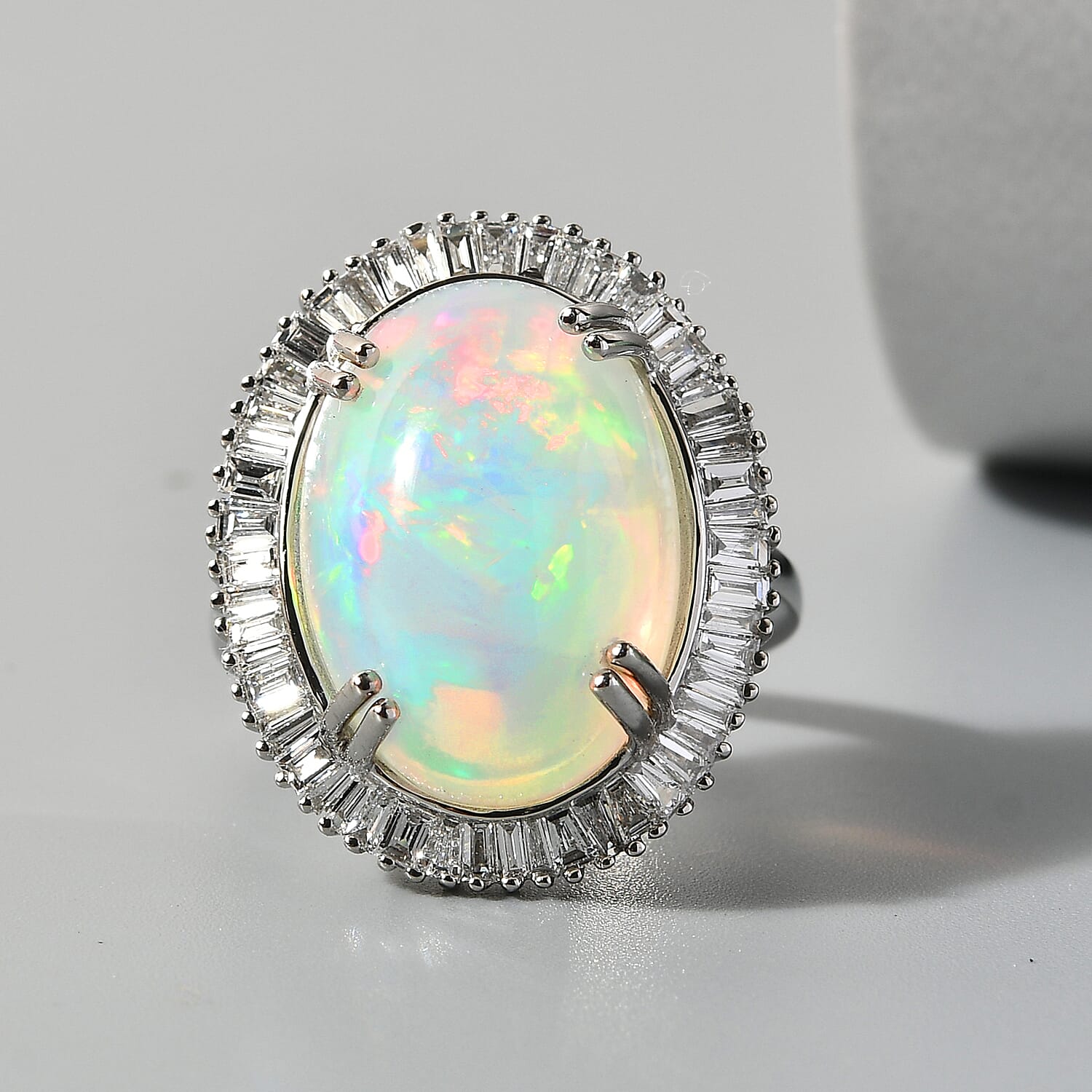 RHAPSODY 950 Platinum AAAA Ethiopian Welo Opal and Diamond (VS-E-F) Ring 10.28 Ct, Platinum Wt. 9.49 Gms