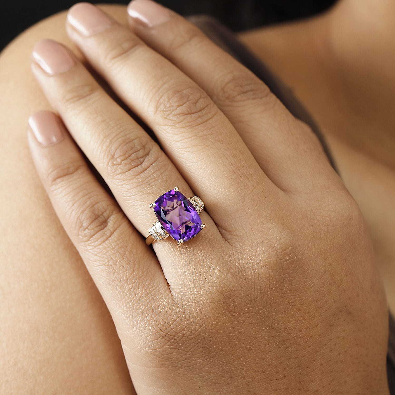 9K Yellow Gold Natural Moroccan Amethyst and Diamond Ring 6.32 Ct.