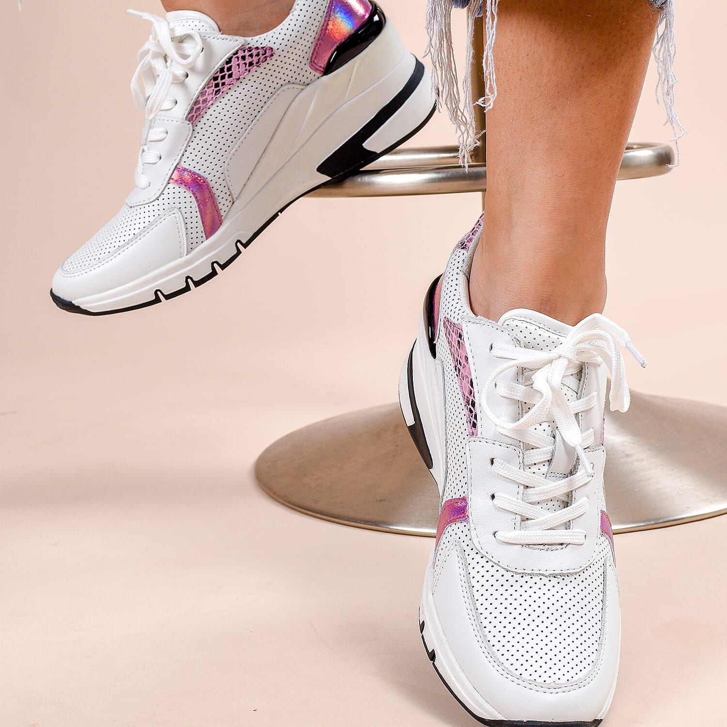 CAPRICE Sneaker High Shoes (Size 4) - White and Pink Com