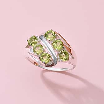 Hebei Peridot Ring in Sterling Silver 1.29 Ct.