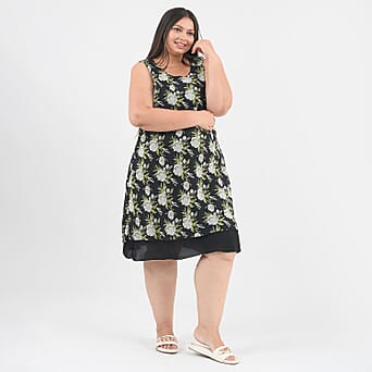 https://tjcuk.sirv.com/Products/70/1/7013713/DOD-TAMSY-Reversible-Printed-Dress-(Size-XXL24-26)-Black_7013713_2.jpg?w=342&h=342