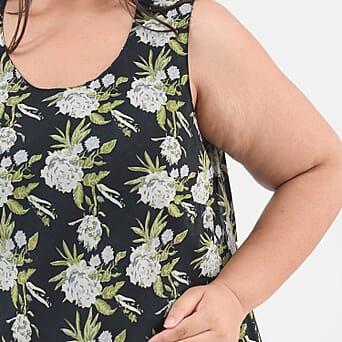 https://tjcuk.sirv.com/Products/70/1/7013713/DOD-TAMSY-Reversible-Printed-Dress-(Size-XXL24-26)-Black_7013713_3.jpg?w=342&h=342