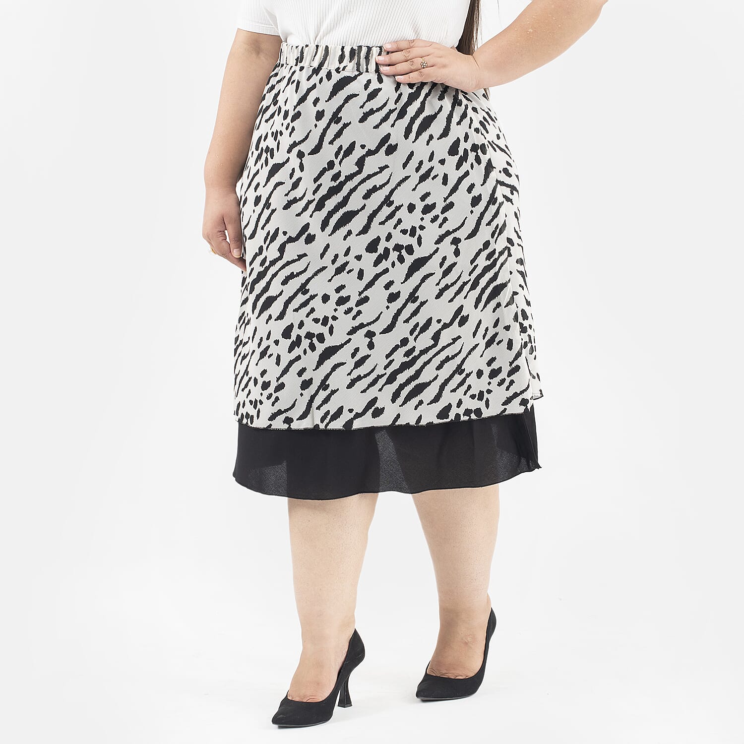 Tamsy Printed Reversible Skirt (Size S,8-10) - White