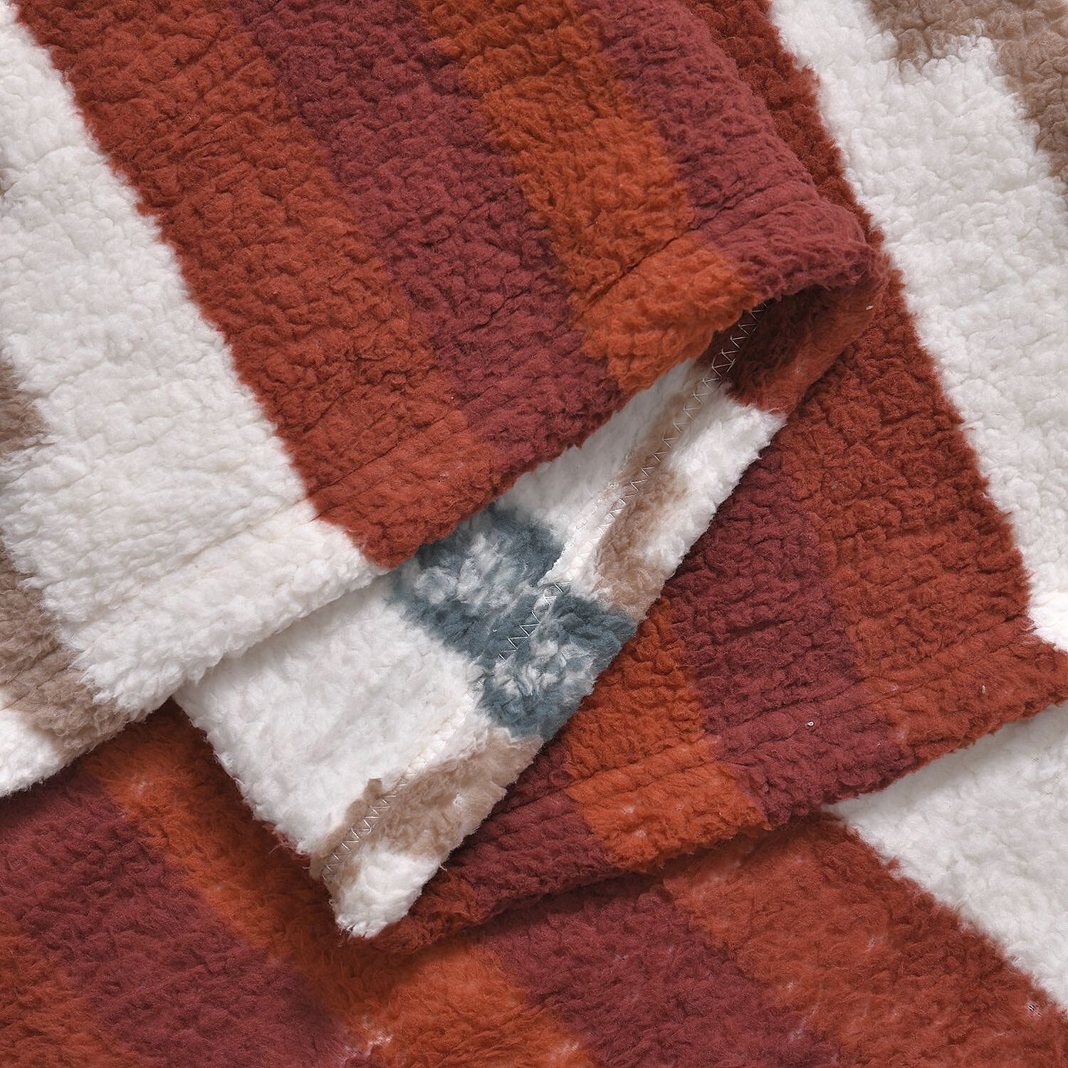  Polyester Tribal Blanket (Size 200x1 cm) - Red & Gray