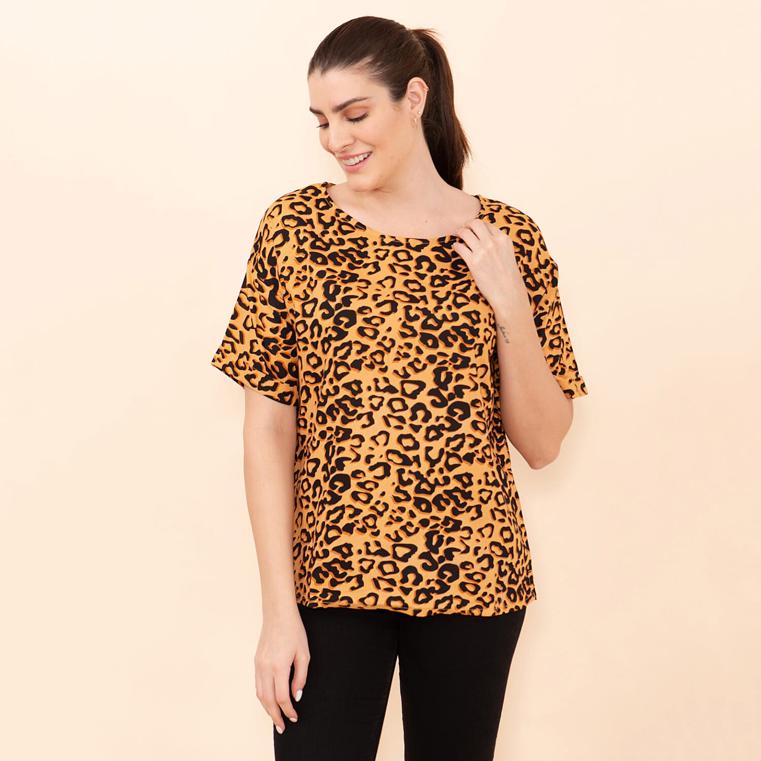 TAMSY 100% Viscose Leopard Pattern Top (Size L) - Mustard