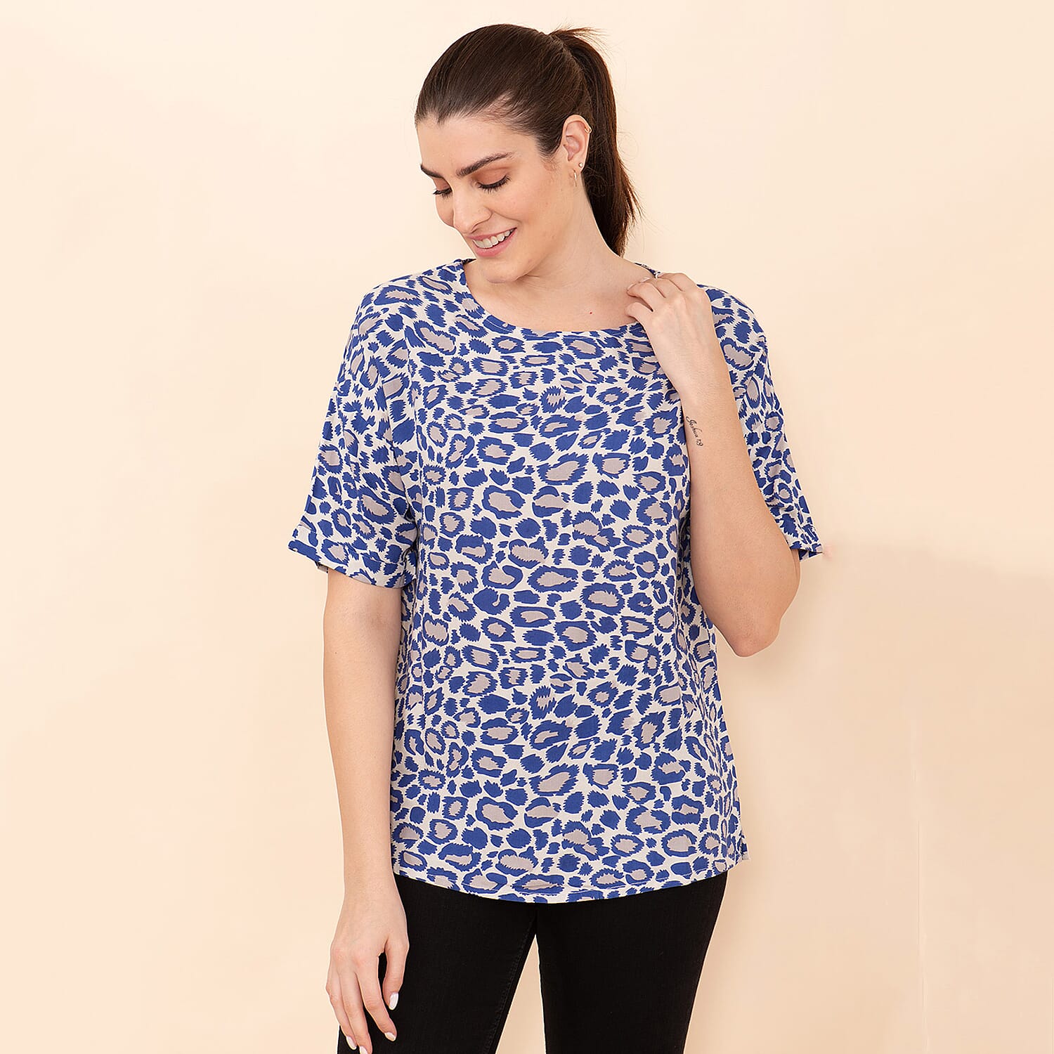 TAMSY 100% Viscose Leopard Pattern Top (Size XL) - Off White & Blue