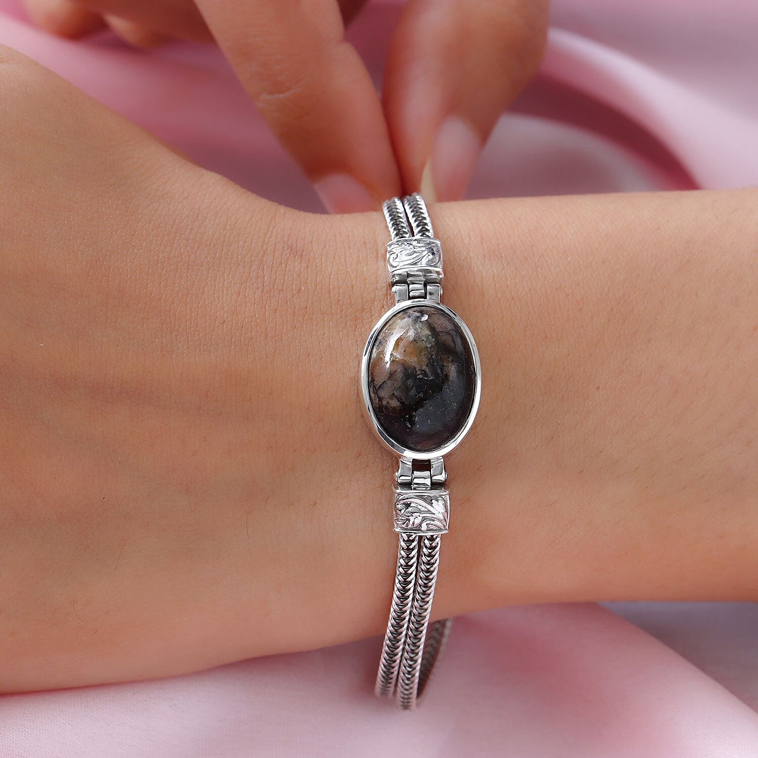 Royal Bali Collection - Willemite Bracelet (Size - 7.5) in Platinum Overlay Sterling Silver 17.63 Ct, Silver Wt. 14.70 Gms.