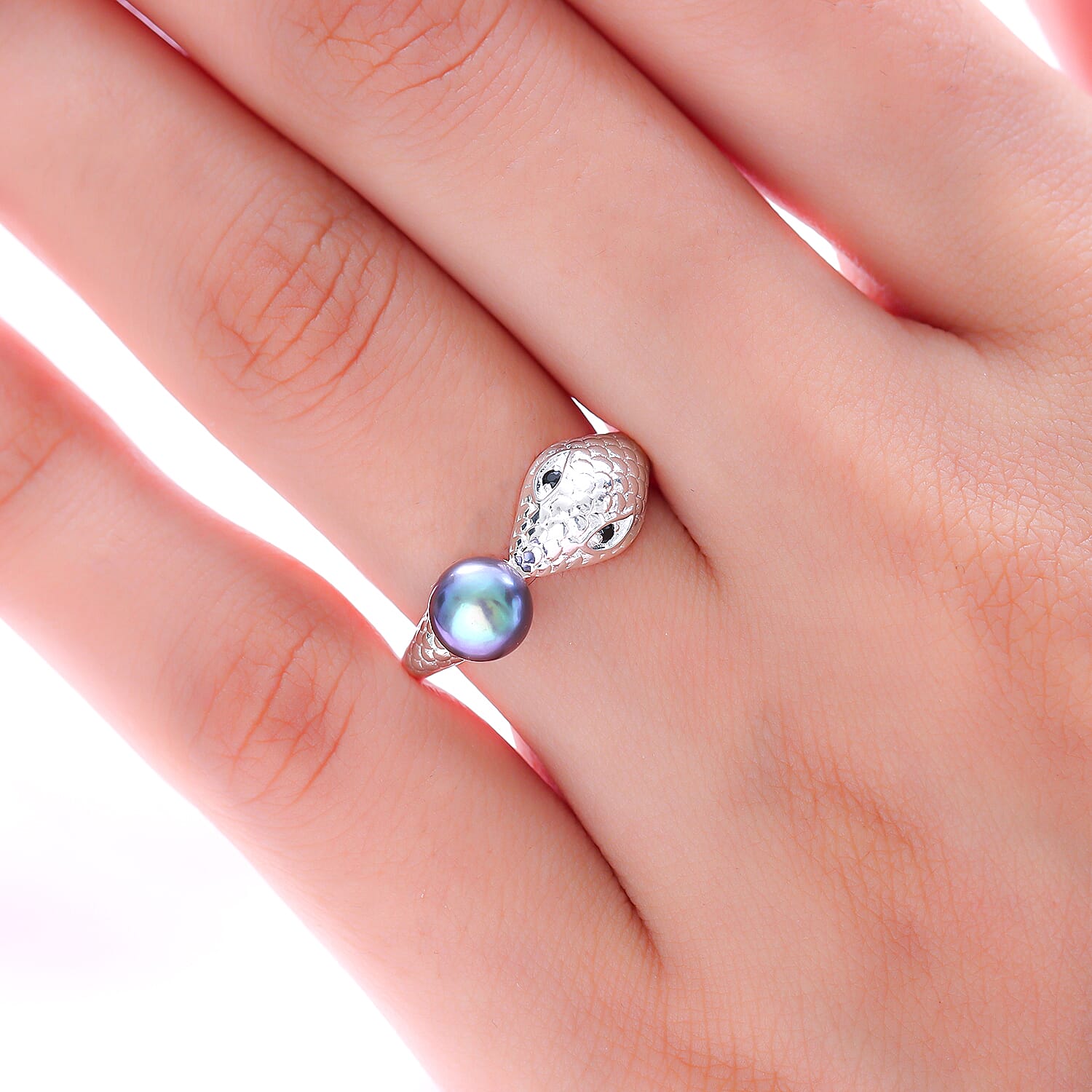 Fresh Water Peacock Pearl and Boi Ploi Black Spinel Ring Sterling Silver