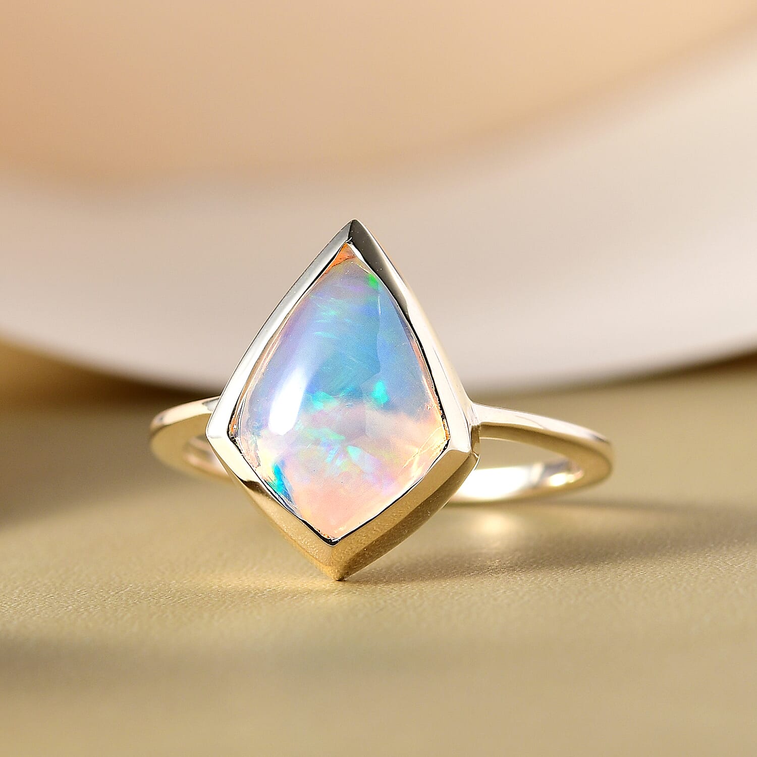 9K Yellow Gold Ethiopian Welo Opal Ring 1.85 Ct.