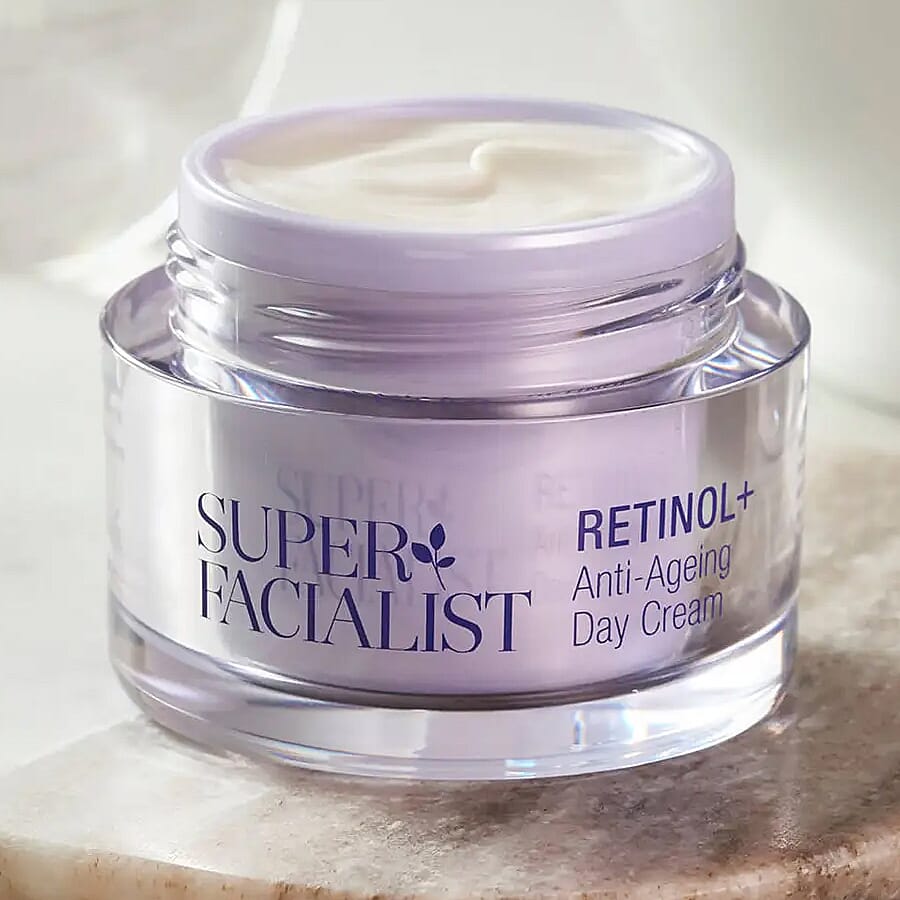 Super Facialist 50ml Retinol- Day Cream Anti-Ageing Renewing
