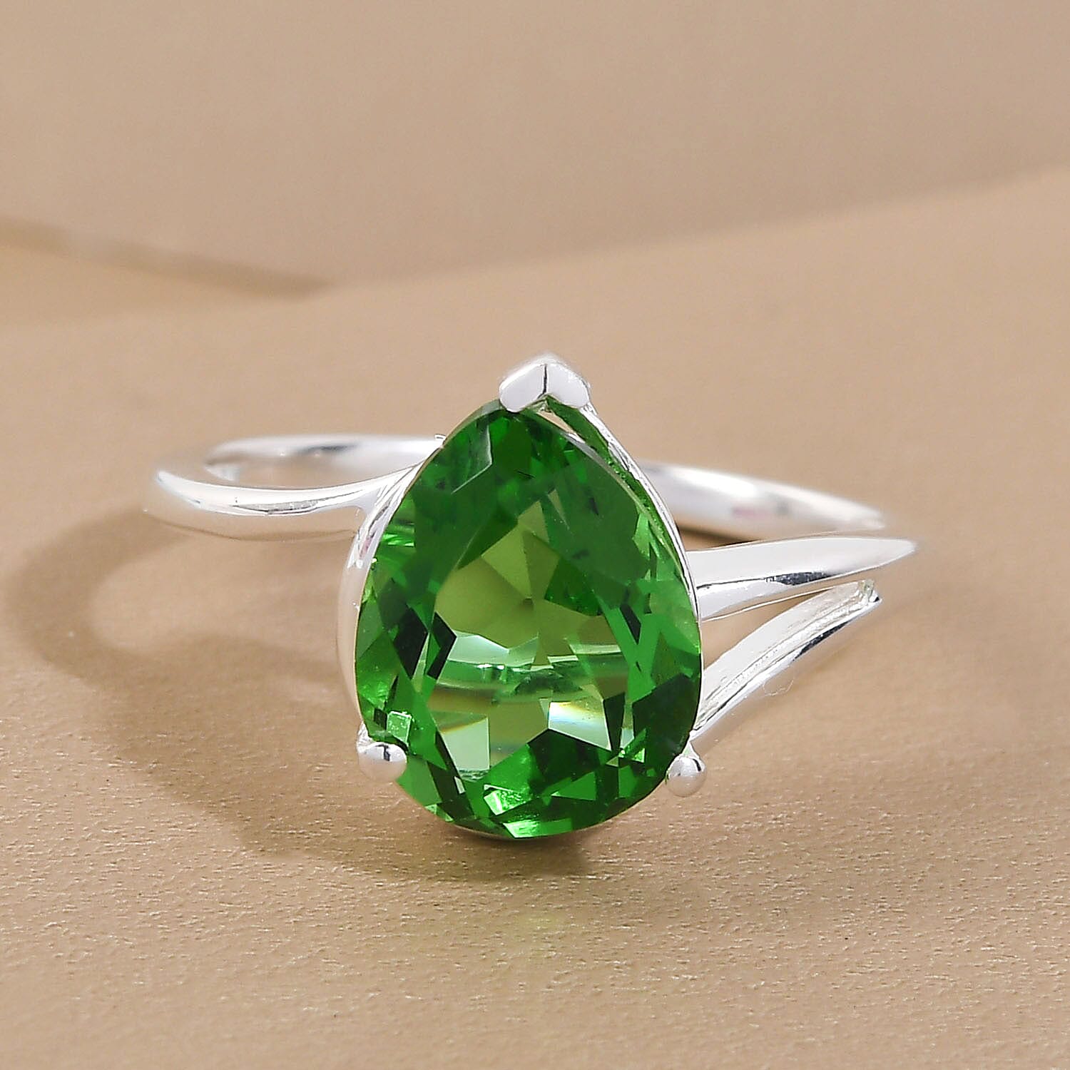 Helenite Solitaire Ring in Sterling Silver 2.30 Ct.