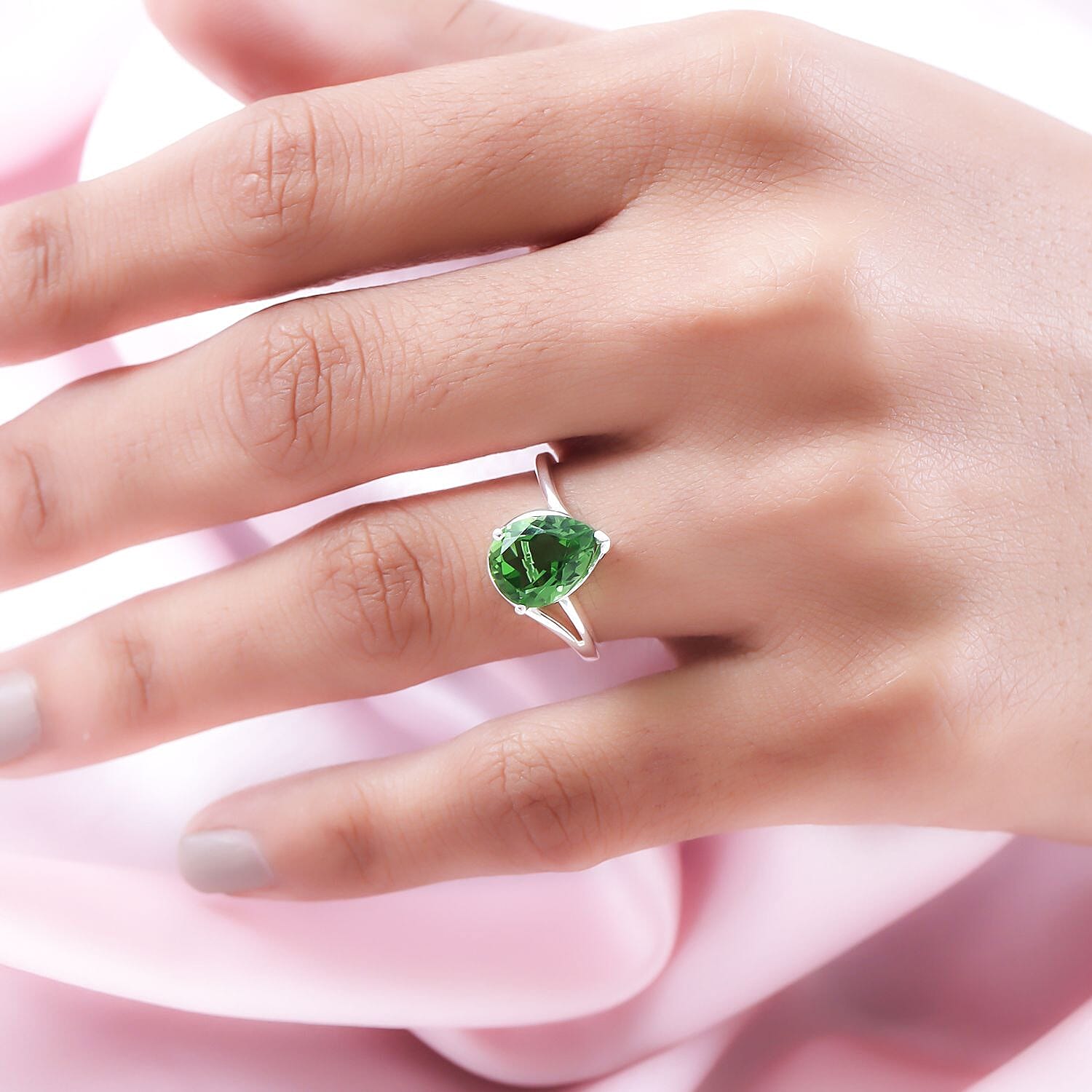 Helenite Solitaire Ring in Sterling Silver 2.30 Ct.