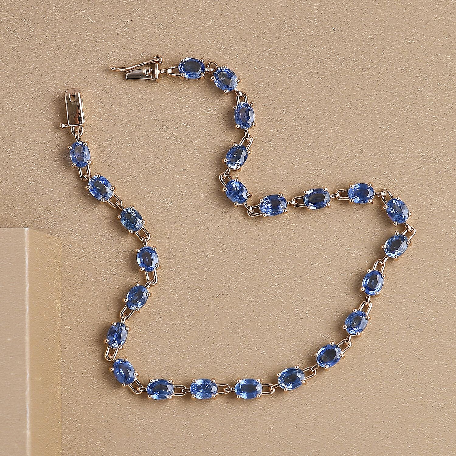 14K Yellow Gold Blue Ceylon Sapphire Bracelet (Size - 7.5) 7.44 Ct.