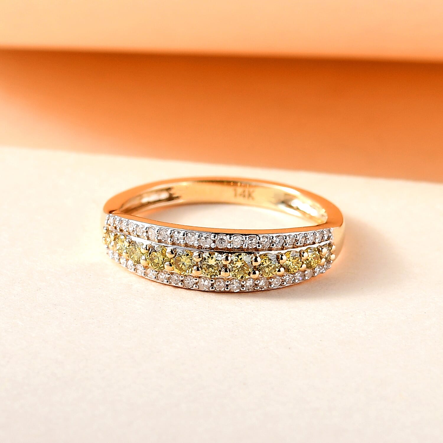 14K Yellow Gold SGL Certified Natural Green Diamond (I1-I2) and White Diamond (I1-I2-G-H) Band Ring 0.50 Ct