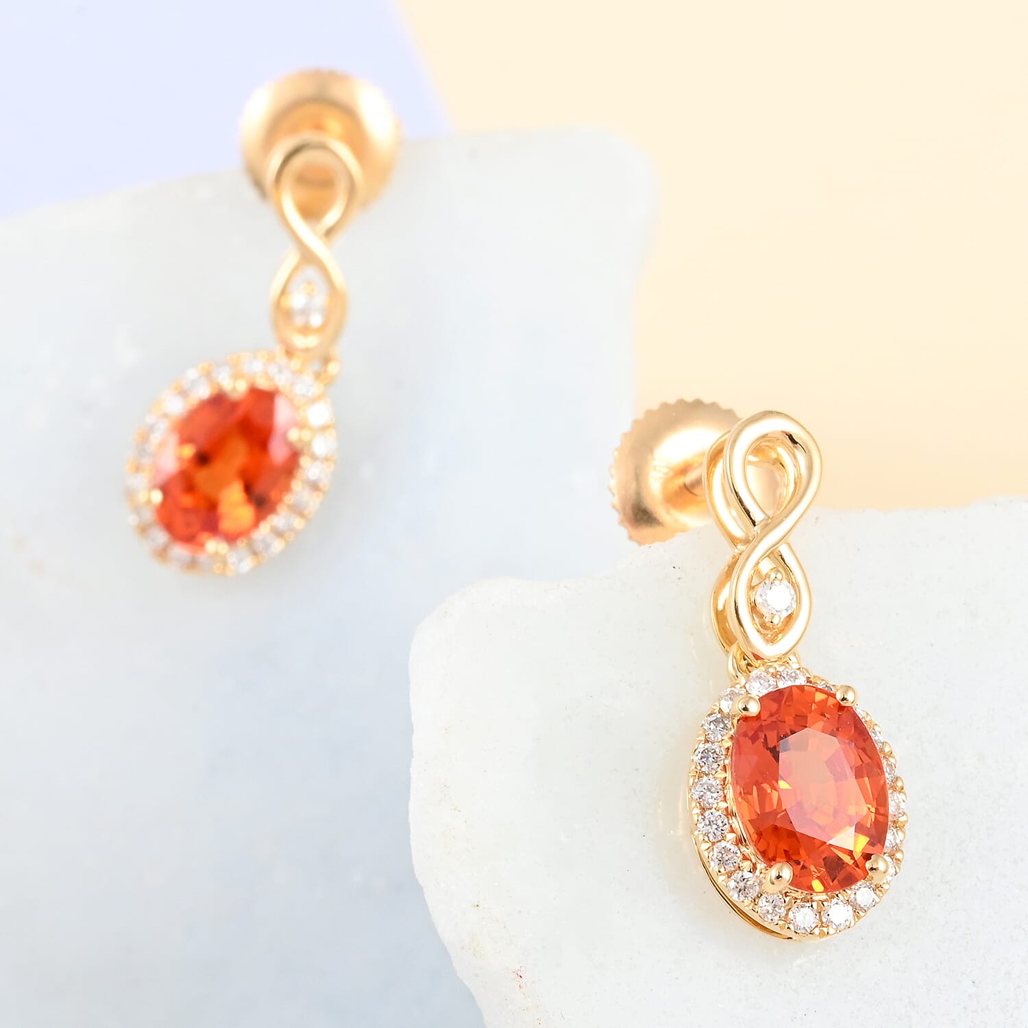 Certified and Appraised ILIANA 18K Yellow Gold AAA Songea Sapphire and Diamond SI GH Dangle Drop Earrings 2.53 grams, 2.25 Ct