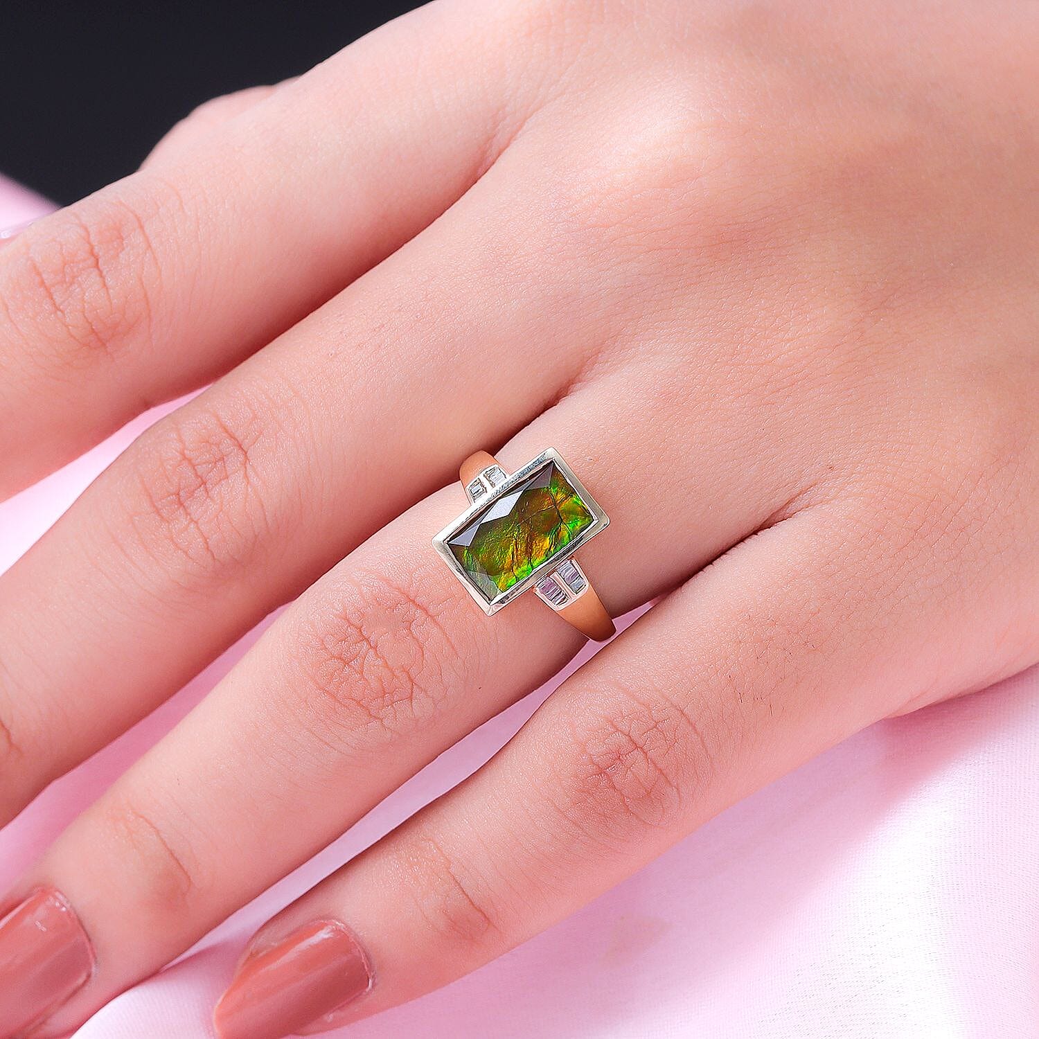 9K Yellow Gold Ammolite and Diamond Ring 2.92 Ct.