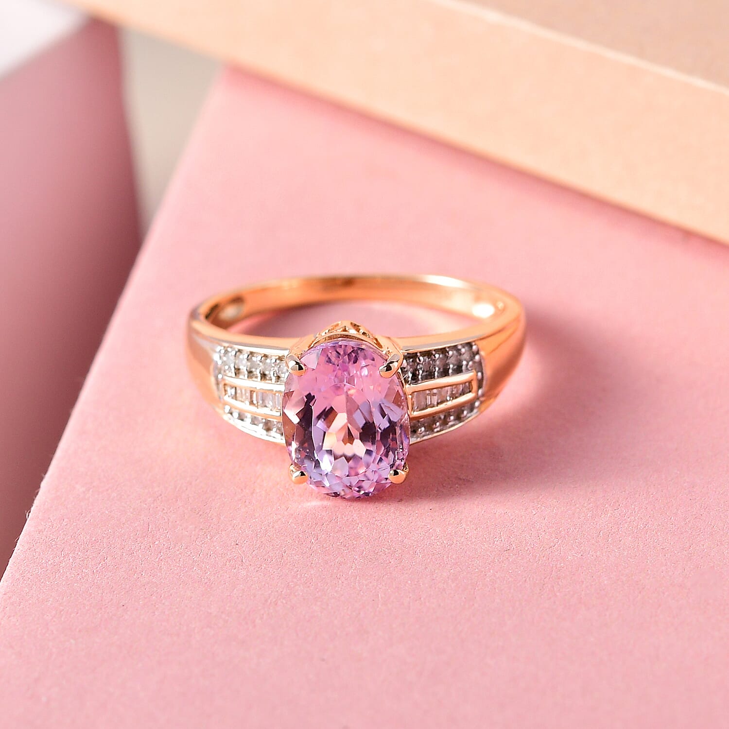 9K Rose Gold Kunzite and Diamond Ring 2.59 Ct.