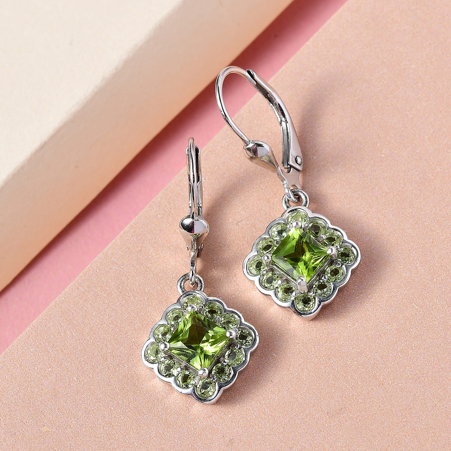 Peridot Cluster Earring (with Lever Back) in Platinum Overlay Sterling Silver