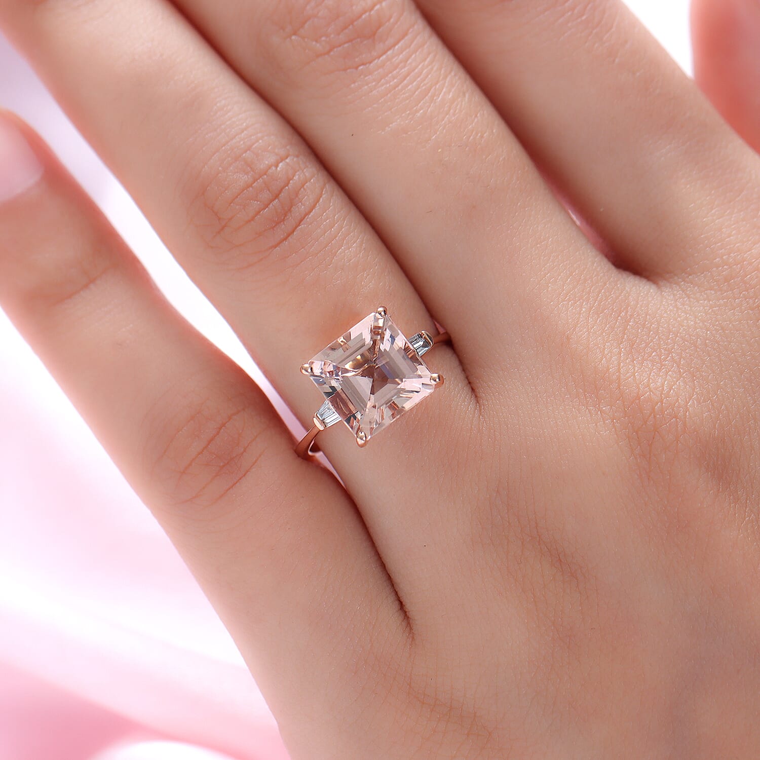 ILIANA 18K Rose Gold AAA Morganite (Asscher Cut) and Diamond (SI-G-H) Ring 4.53 Ct.