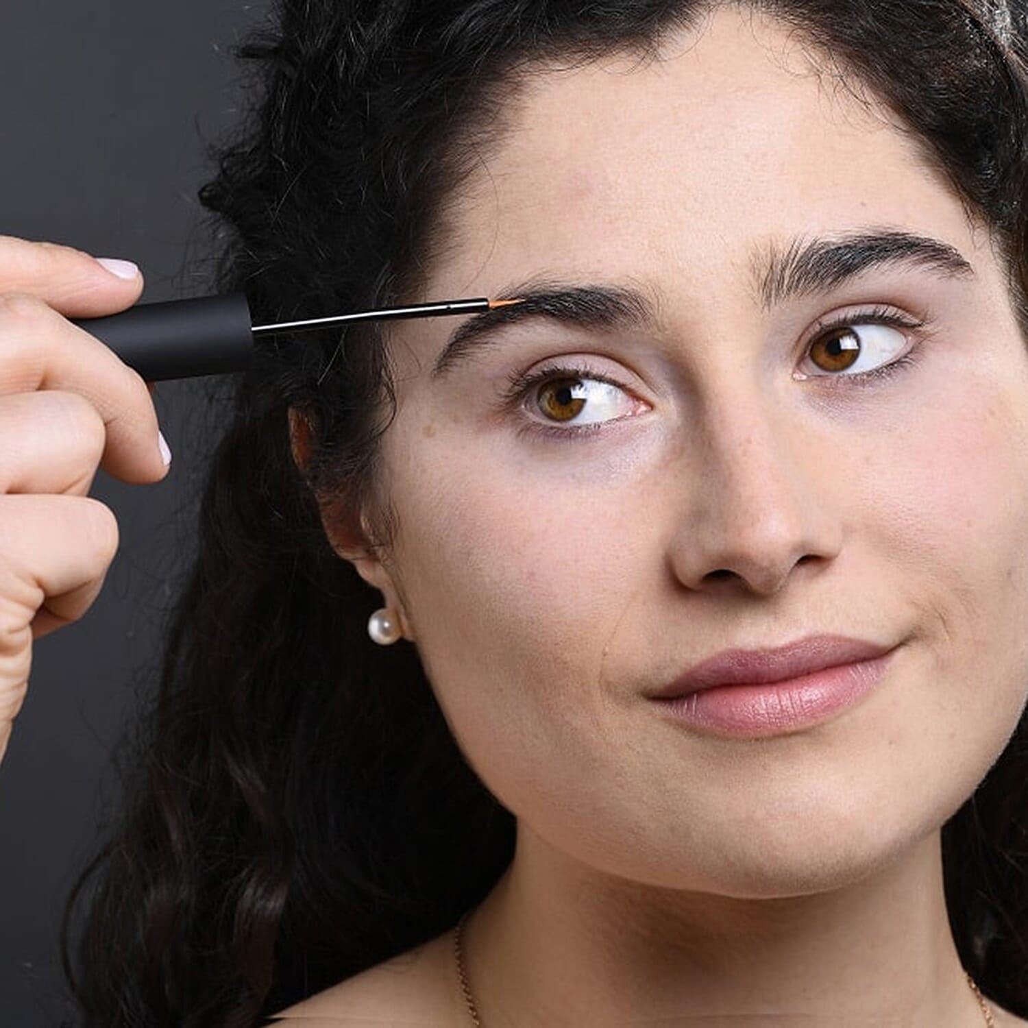 UNIQLASH- Brows & Lash Growth Serum - 4ml