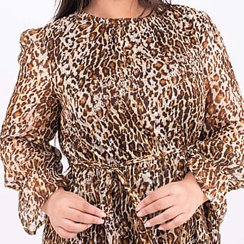 https://tjcuk.sirv.com/Products/71/3/7131188/TAMSY-Leopard-Print-Long-Sleeve-Midi-Dress_7131188_3.jpg?w=342&h=342