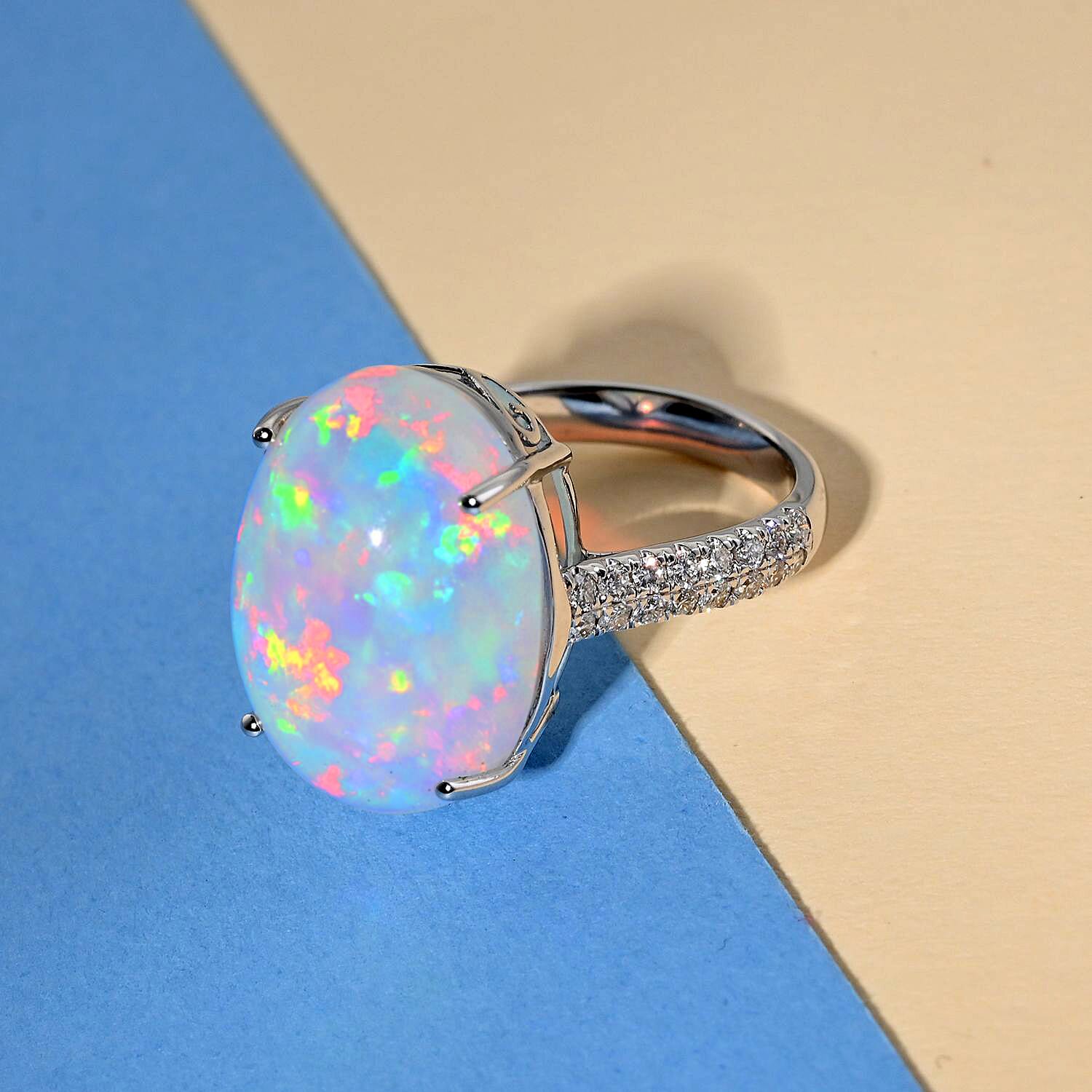 Certified and Appraised ILIANA 18K White Gold AAA Ethiopian Opal and Diamond (SI-G-H) Ring Gold 3.68 grams, 9.40 Ct