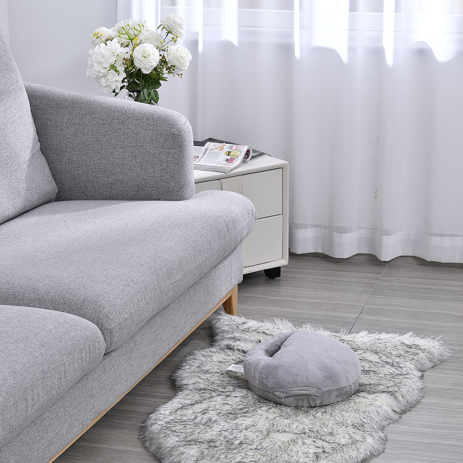 Homesmart Heated Faux Fur Foot Cosy with USB Cable (Size 29x25x5 Cm) - Grey