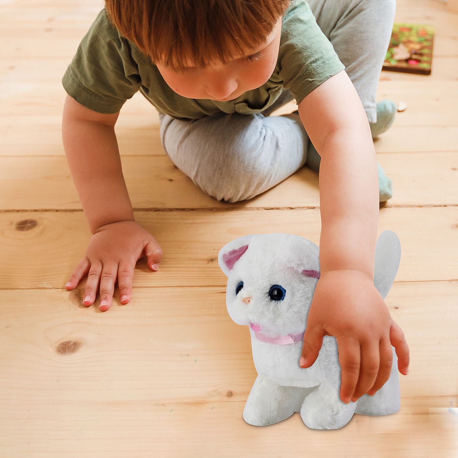 Doorbuster - Electric Walking Plush Cat Toy - White (Size 16x16x7 cm, 2 AA Battery Not Incl.)