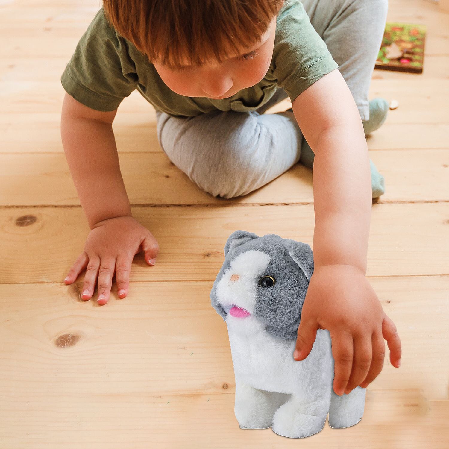 Doorbuster - Electric Walking Plush Cat Toy - Grey (Size 16x16x7 cm, 2 AA Battery Not Incl.)