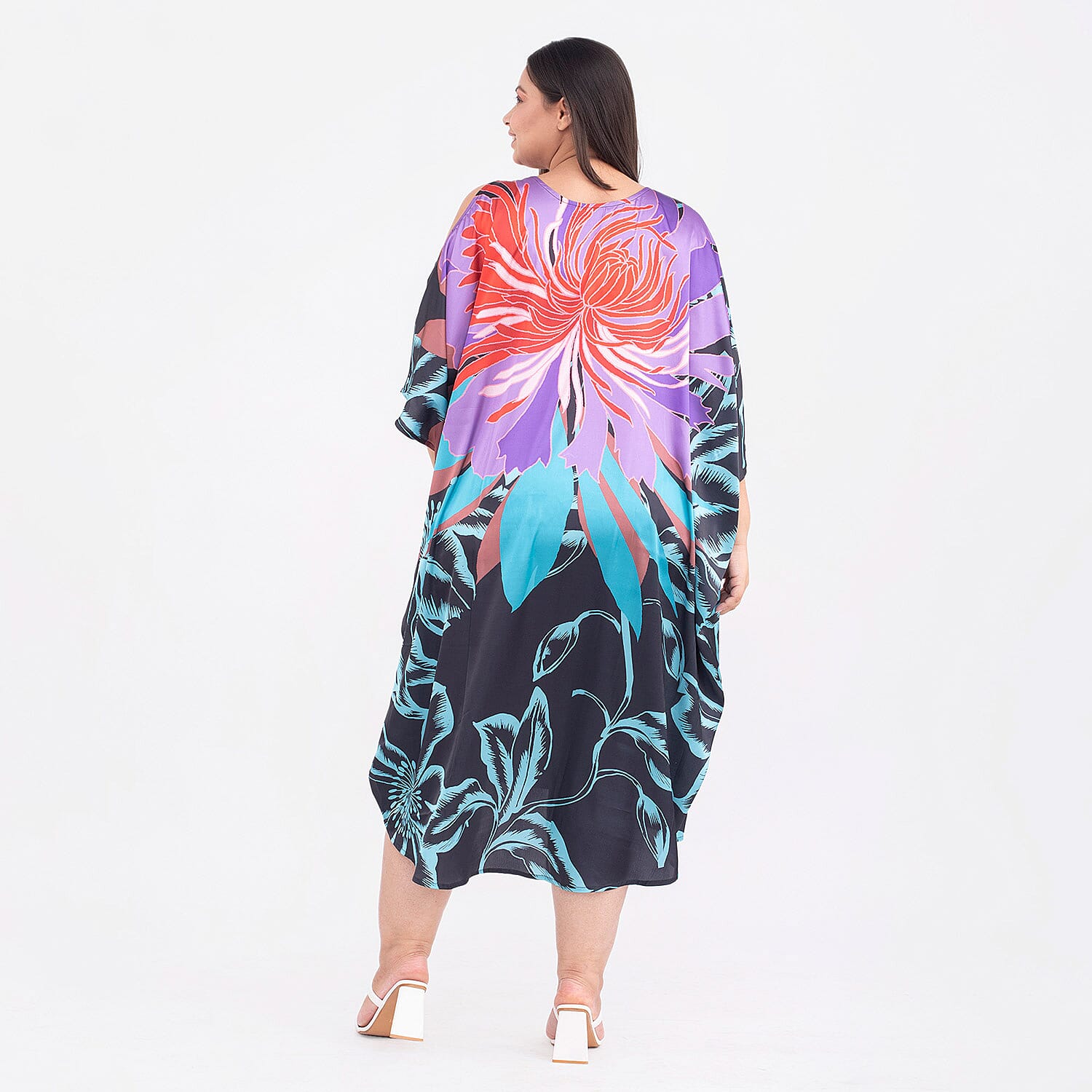 TAMSY Floral and Leaf Pattern Kaftan (One Size Curve, 20-26) - Black and Multi