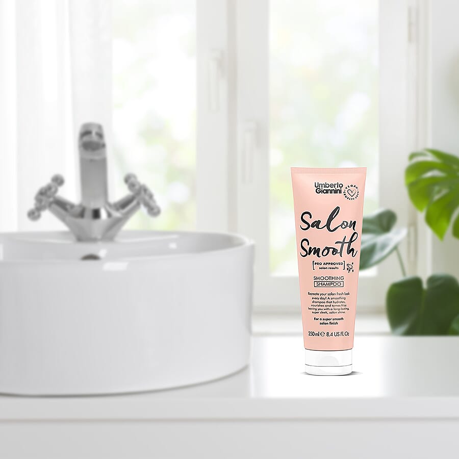 Umberto Giannini: Salon Smooth Wash Moisturising Shampoo-  250ml