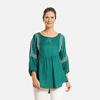 https://tjcuk.sirv.com/Products/71/4/7147259/TAMSY-Embroidered-Top---Green_7147259.jpg?w=342&h=342
