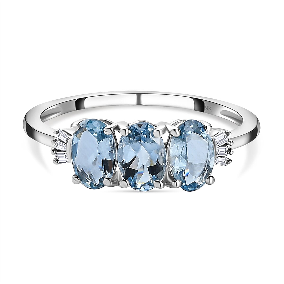 9K White Gold Santamaria Aquamarine and Diamond Ring 1.22 Ct.