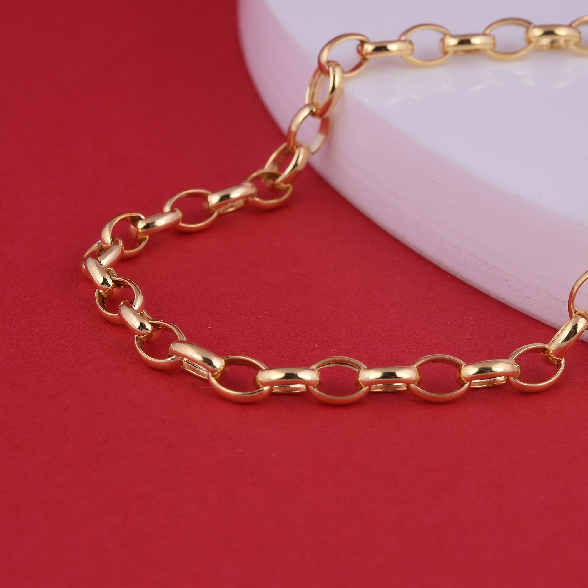 Close Out Deal - 9K Yellow Gold Oval Belcher Bracelet (Size - 7.5)