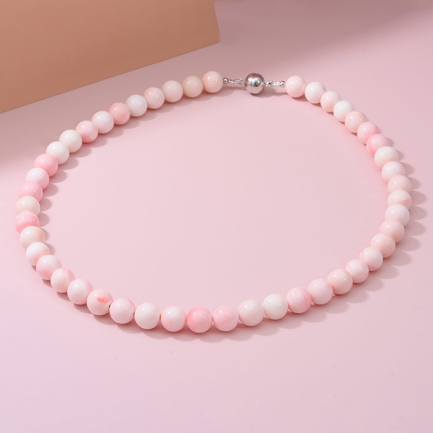 AIG Certified Gem Treasures - Natural Pink Conch Shell Necklace (Size - 20) With Magnetic Lock in Rhodium Overlay Sterling Silver 388.00 ct