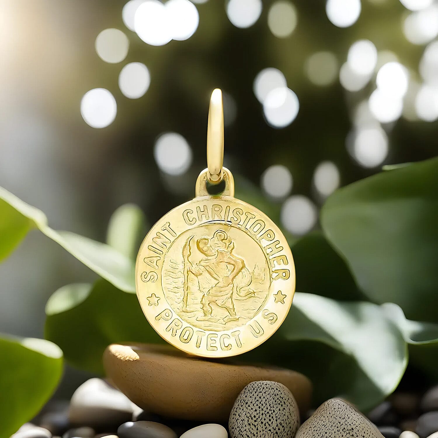 9K Yellow Gold 12 mm x 19.5mm Saint Christopher Round Satin Pendant