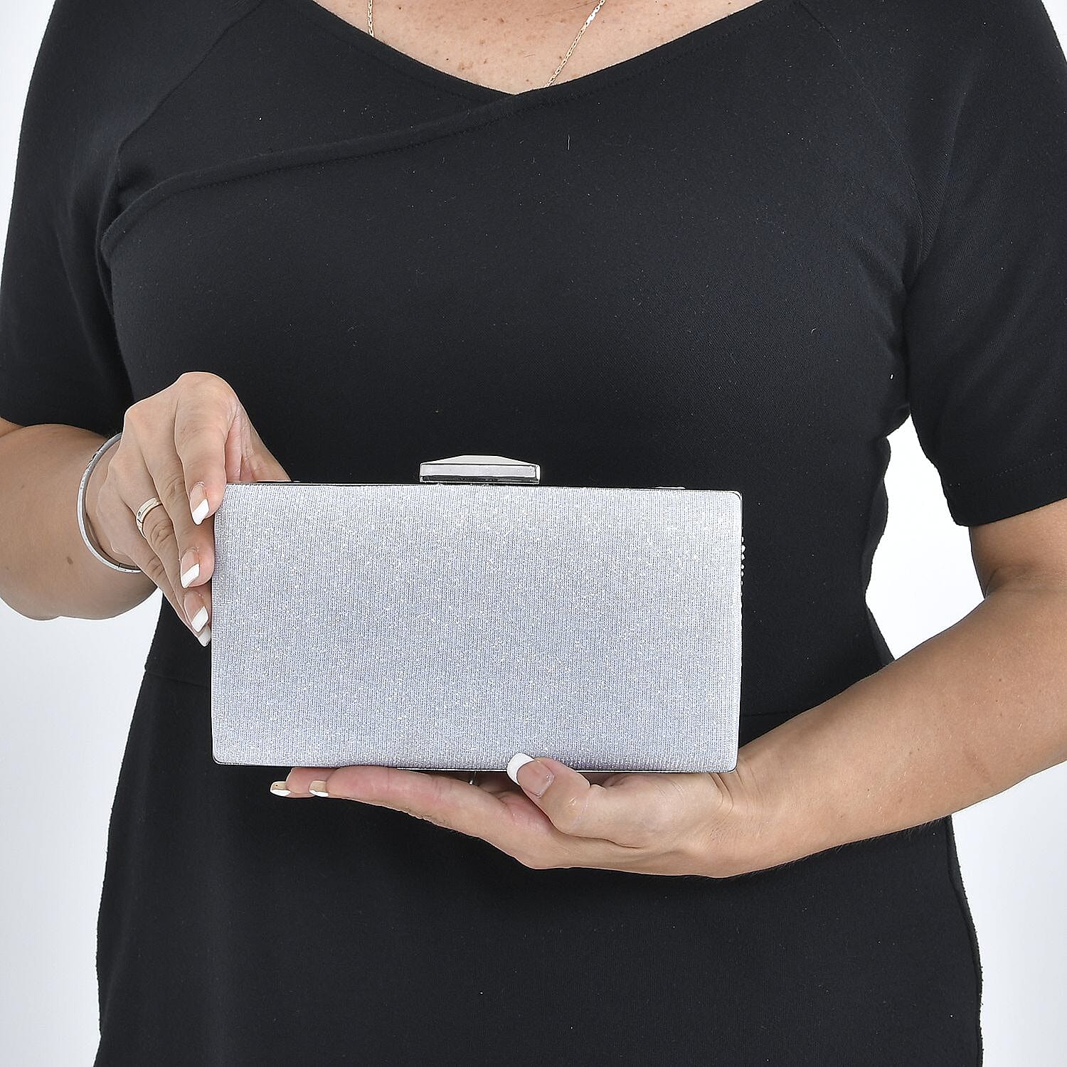 Knot Pattern Clutch Bag with Shoulder Metal Chain - Silver