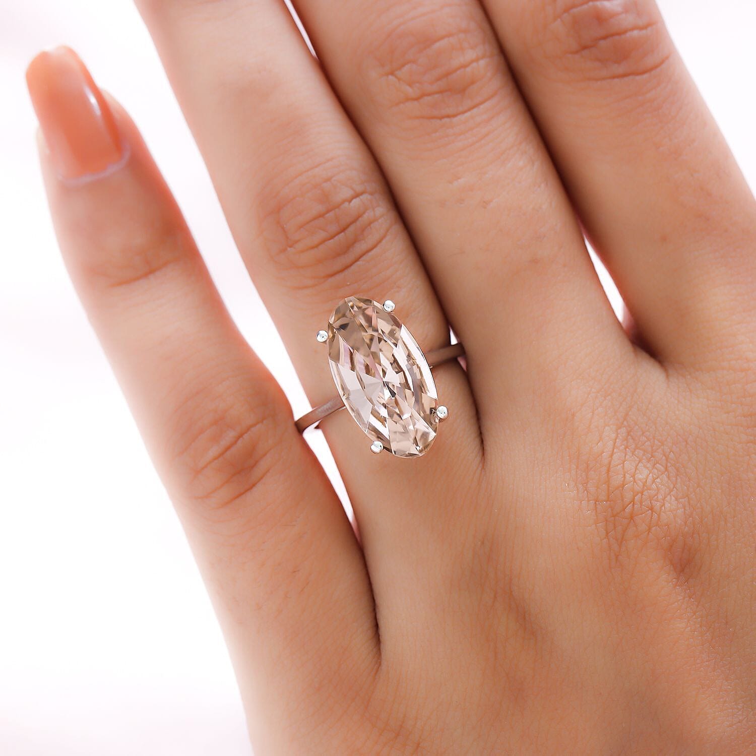 Vintage Rose Austrian Crystal Solitaire Ring in Platinum Overlay Sterling Silver