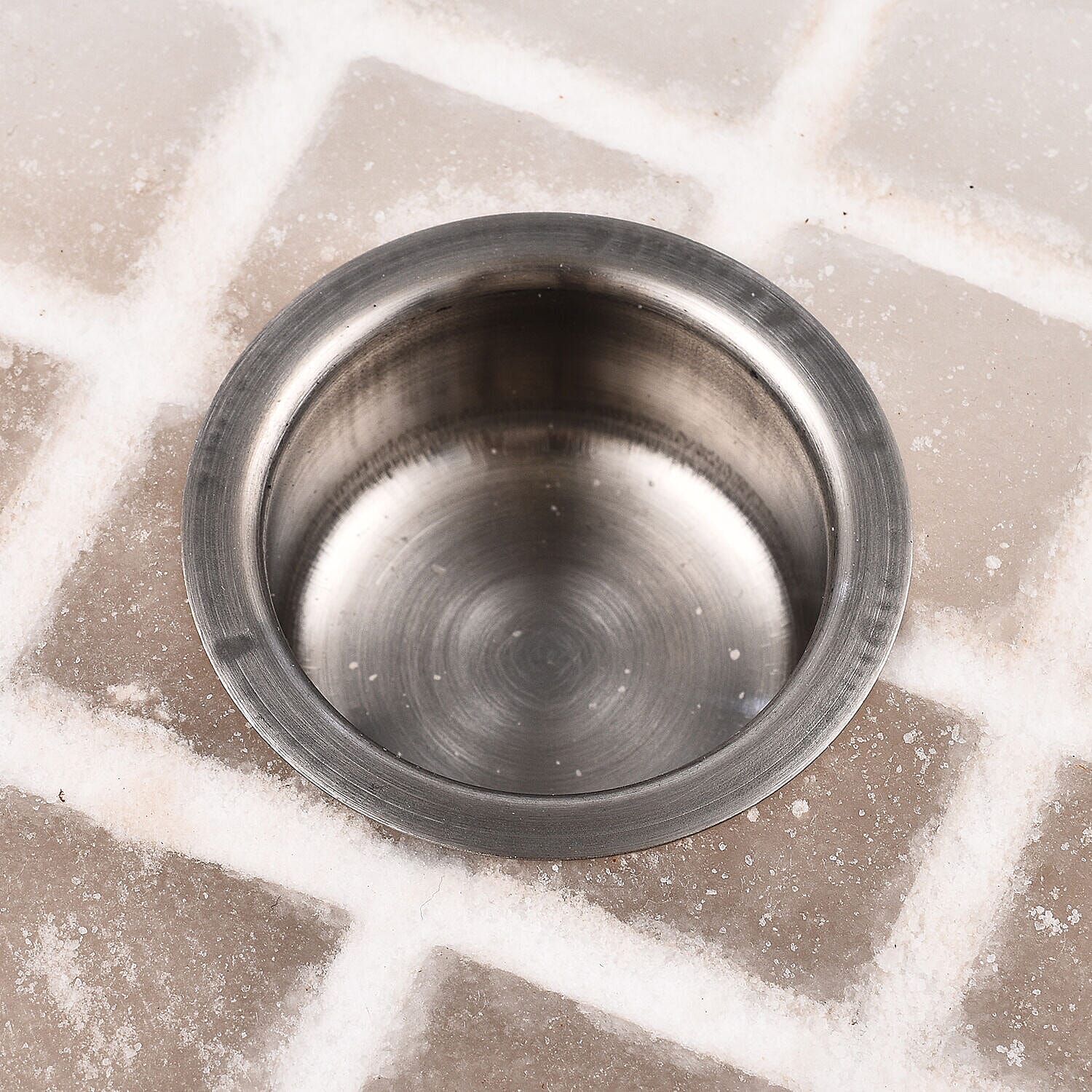 Himalayan Salt Snow White Aroma Therapy Lamp Lined Cube Shape (Size 15x12x12 cm)