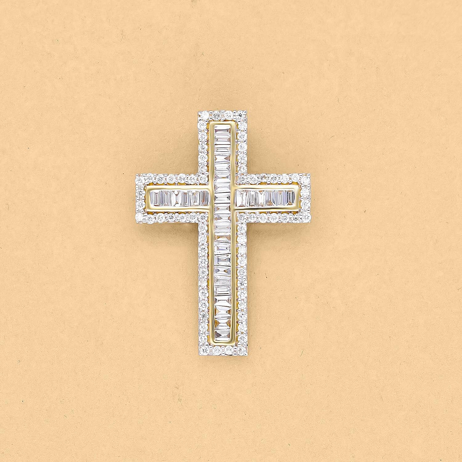 18K Yellow Gold Diamond (GH-SI) Cross Pendant 1.01 Ct, Gold Wt. 4.36 Gms