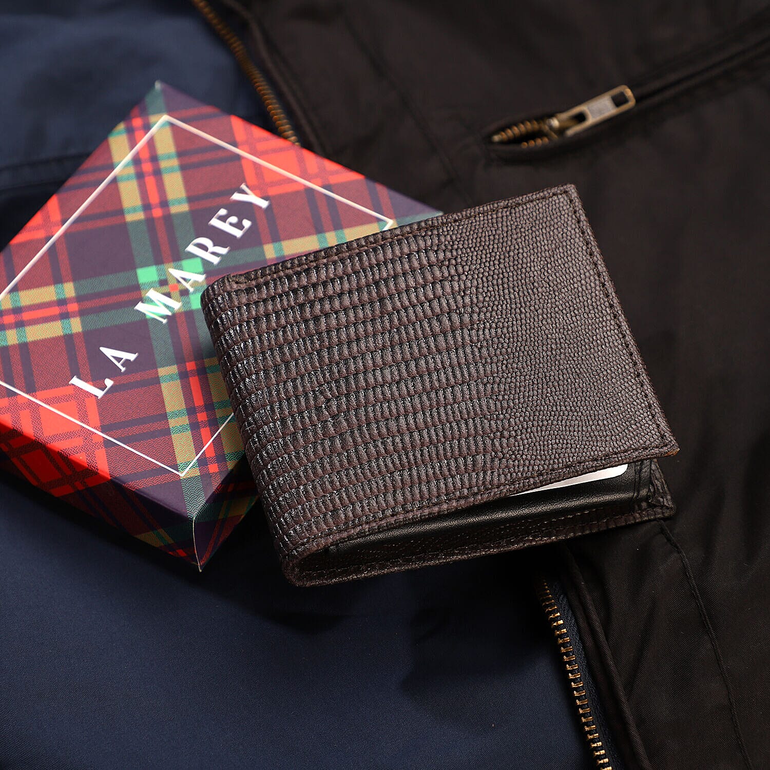 Genuine Leather Snake Embossed Bi Fold Mens Wallet (RFID Protected) - Brown