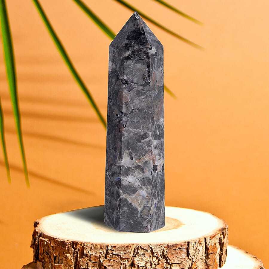 Gem Treasures - Pointed Yooperlite Tower (Size 9x2x2 Cm) - Grey