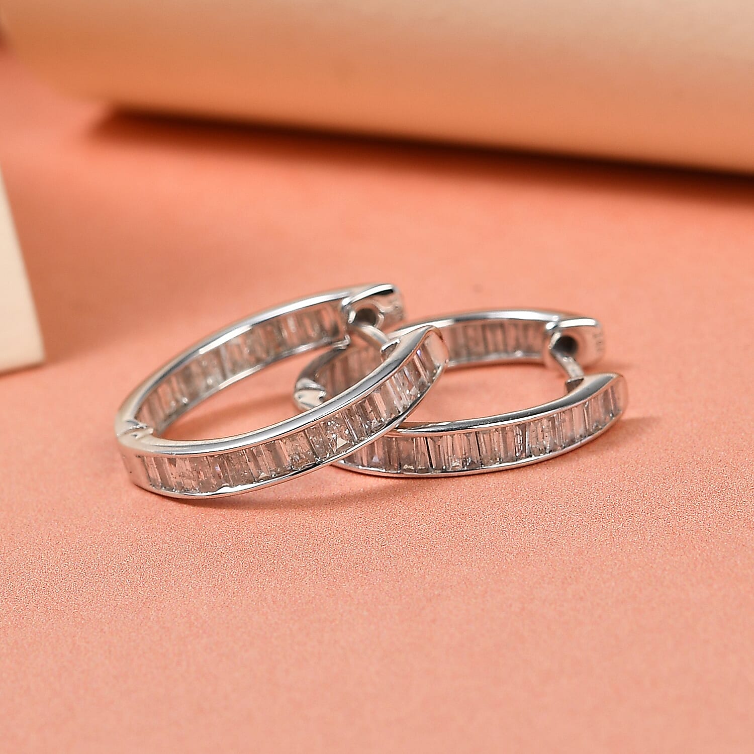 NY Closeout - 14K White Gold SGL Certified Diamond (I1-I2-G-H) Hoop Earrings 1.00 Ct.