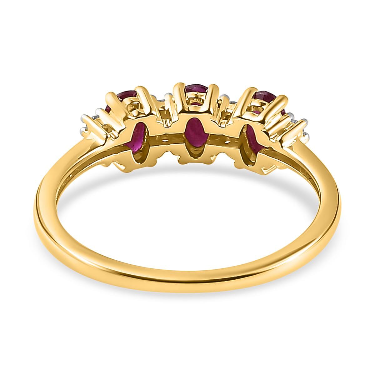 9K Yellow Gold AAA Ruby and Diamond Ring 1.00 Ct