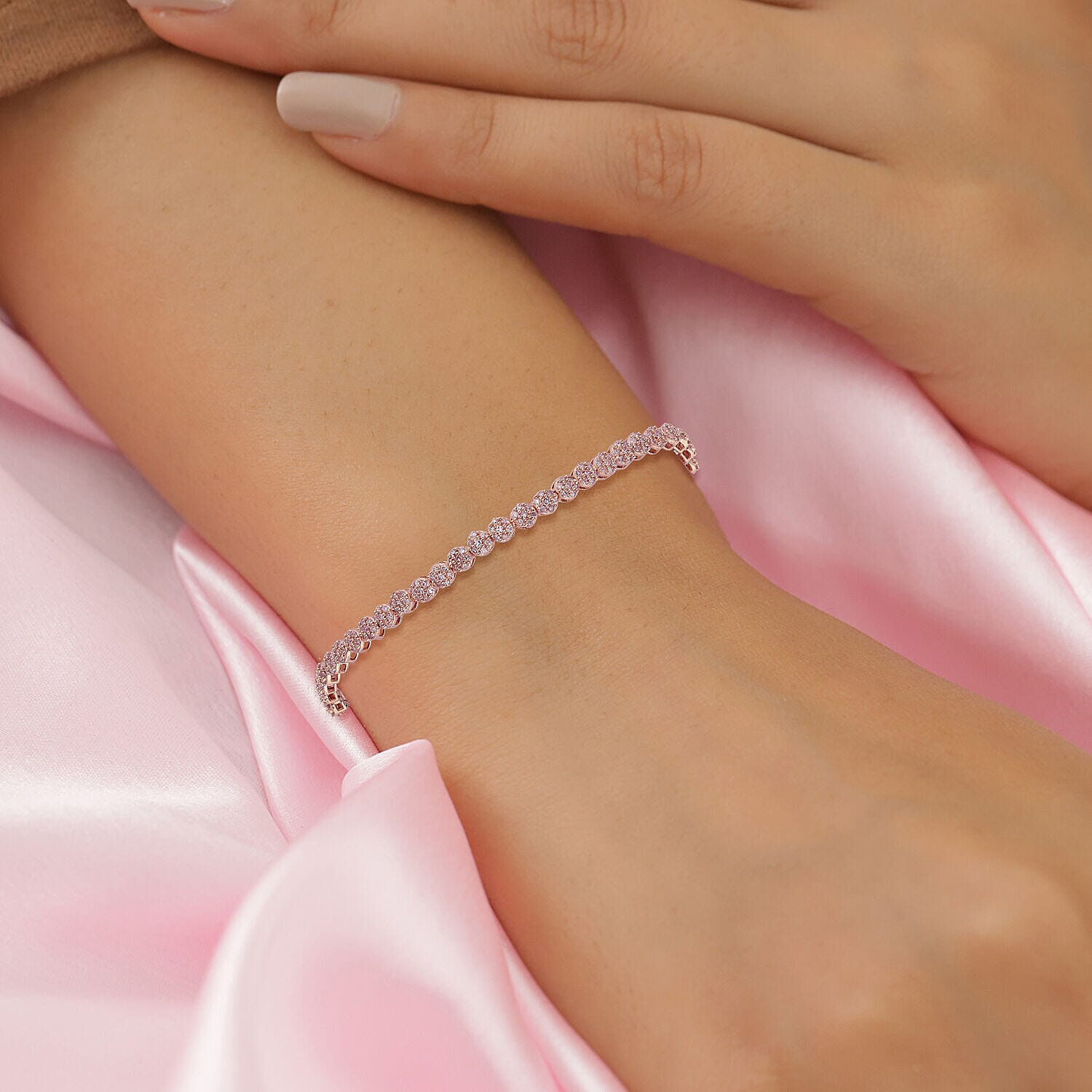 9K Rose Gold Pink Diamond Bracelet (Size - 7.5) 2.00 Ct, Gold Wt. 7.90 Gms