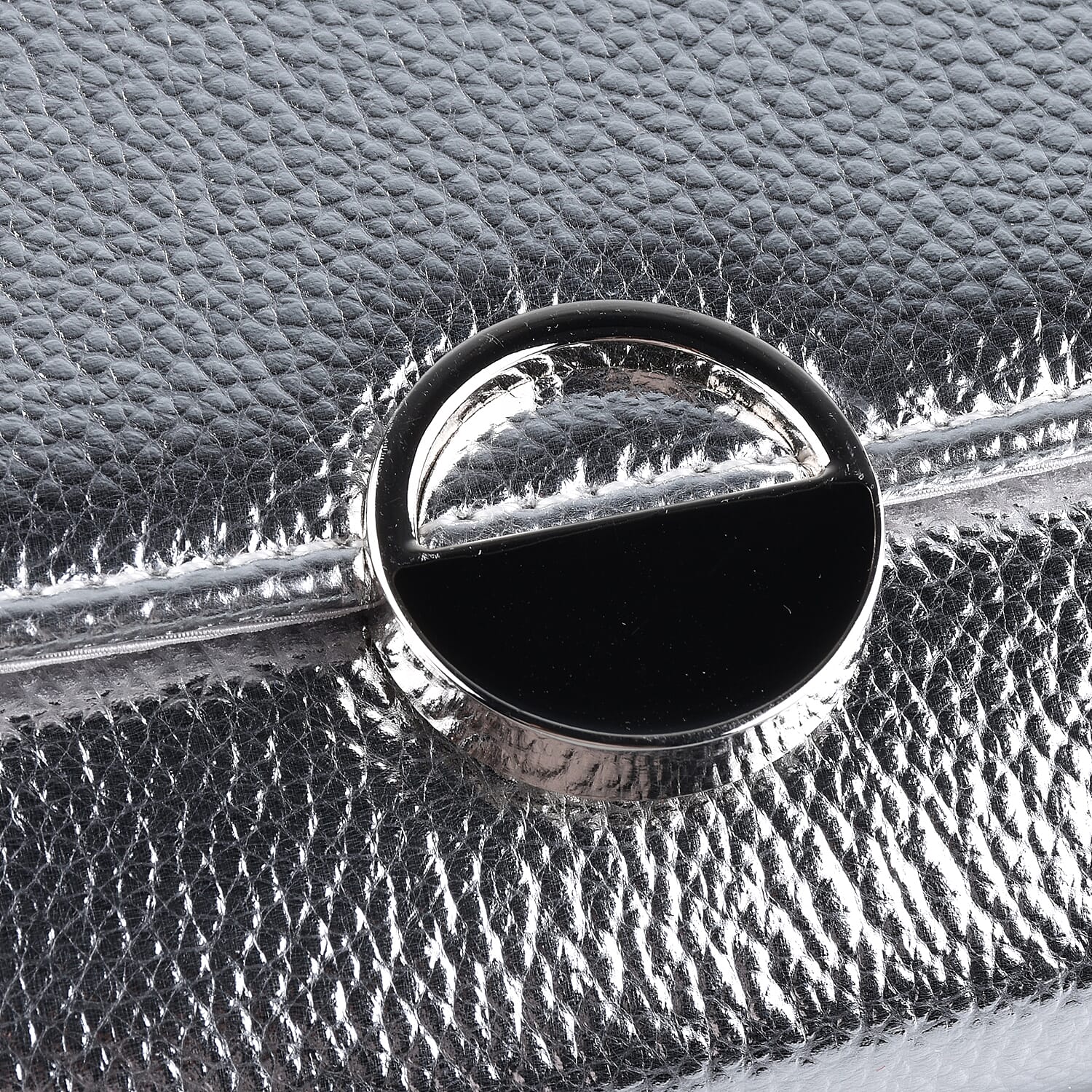 Close Out Deal - Metallic Envelope Clutch Bag with Shoulder Strap Chain (Size 26x12x4 Cm) - Silver