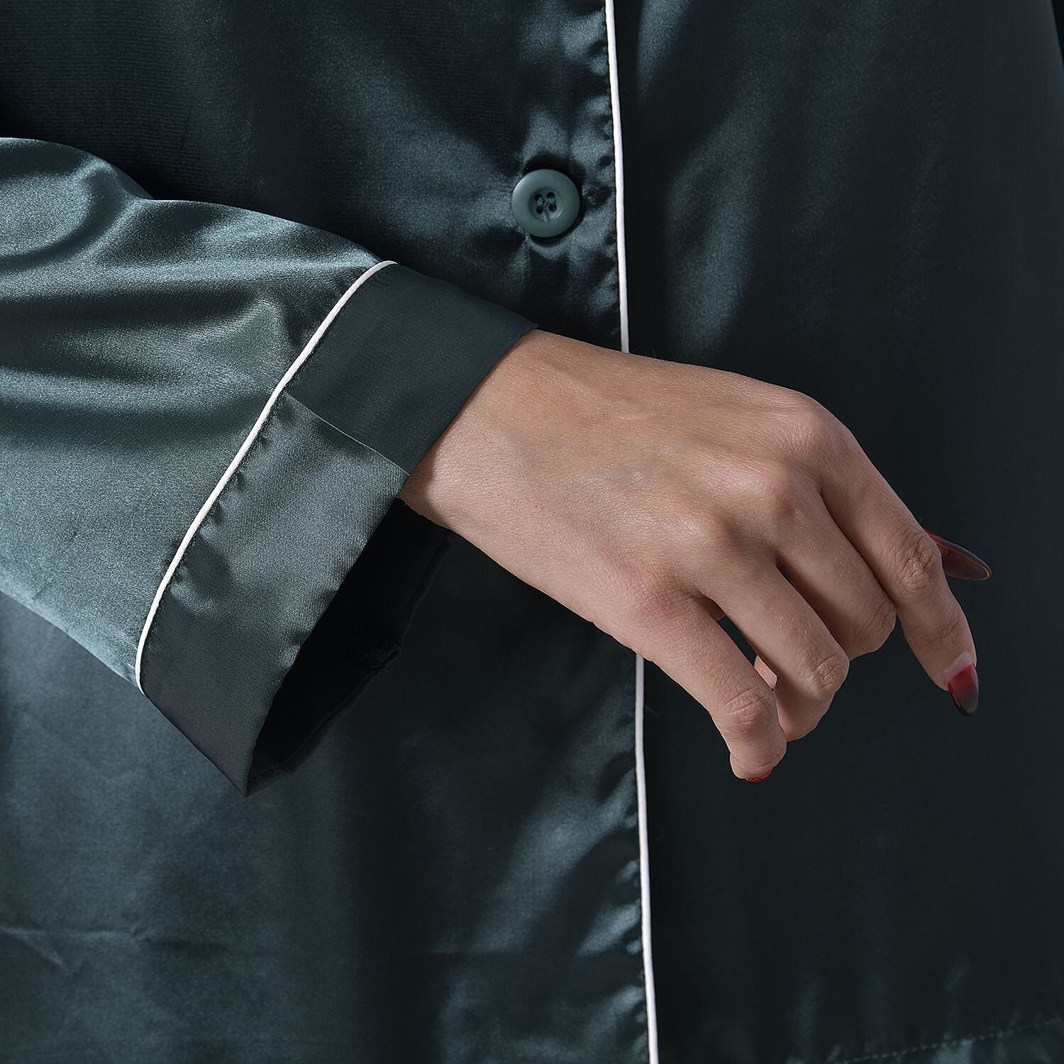 La Marey 5 Piece Sleepwear Set - Navy and White