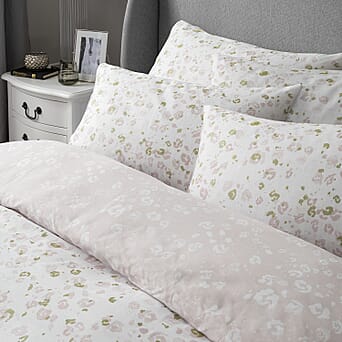 https://tjcuk.sirv.com/Products/71/8/7188449/Samantha-Faiers-Deliah-Cotton-Duvet-Cover-Sets-Single-(Size-135x200-Cm_7188449_1.jpg?w=342&h=342
